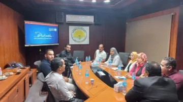 جامعة الوادي الجديد تنظم ورشة عمل حول “طرق المشاركة في مسابقة التميز الحكومي”