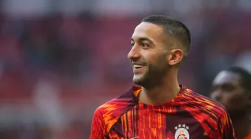 عرض أوروبي مغري يفتح أمام زياش أبواب دوري الأبطال بشكل مفاجئ