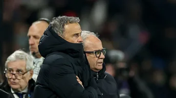 سان جيرمان يوشك على إبرام صفقة مع أحد أندية الدوري الإنجليزي