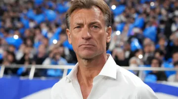 هل سيكرر رينارد عادته أمام أستراليا؟