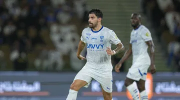 قميص كنو واحتفالية نيفيز: أجواء مبهجة في تدريب الهلال