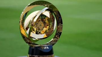 تصميم فريد بقيمة 20 مليون دولار: اكتشف المزيد عن الكأس الذهبية لمونديال الأندية.