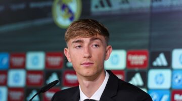 هويسين قبل مباراة الهلال: نحن ريال مدريد، وجاهزون لكل استراتيجيات ألونسو.