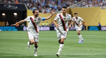 جوارديولا يفاجئ جماهير السيتي بإصابة جديدة للاعب.