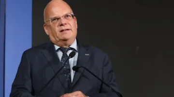 السفير السويدي يؤكد مجددًا دعم بلاده لمشروعات التنمية في مصر