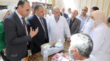 محافظ الشرقية ووكيل وزارة الصحة يتابعان تقدم مبادرة “من بدري أمان” في مستشفى الزقازيق العام.