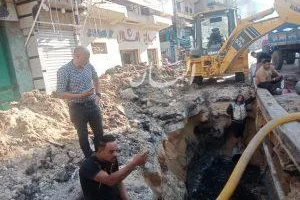 استجابة سريعة لإصلاح كسر مفاجئ في خط الصرف ببسيون وكسر في خط المياه بشارع الجلاء بالمحلة الكبرى