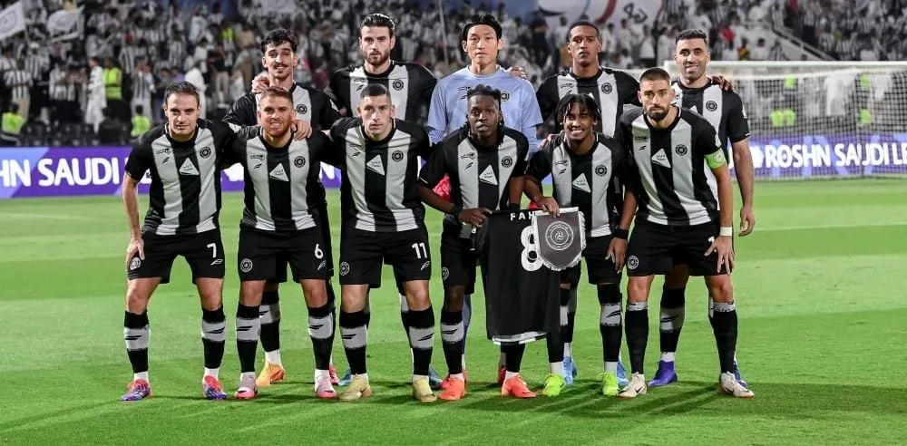 الشباب يشارك في دوري أبطال الخليج بدلاً من القادسية بعد اعتذارهم. الشباب يشارك في دوري أبطال الخليج بدلاً من القادسية بعد اعتذارهم.