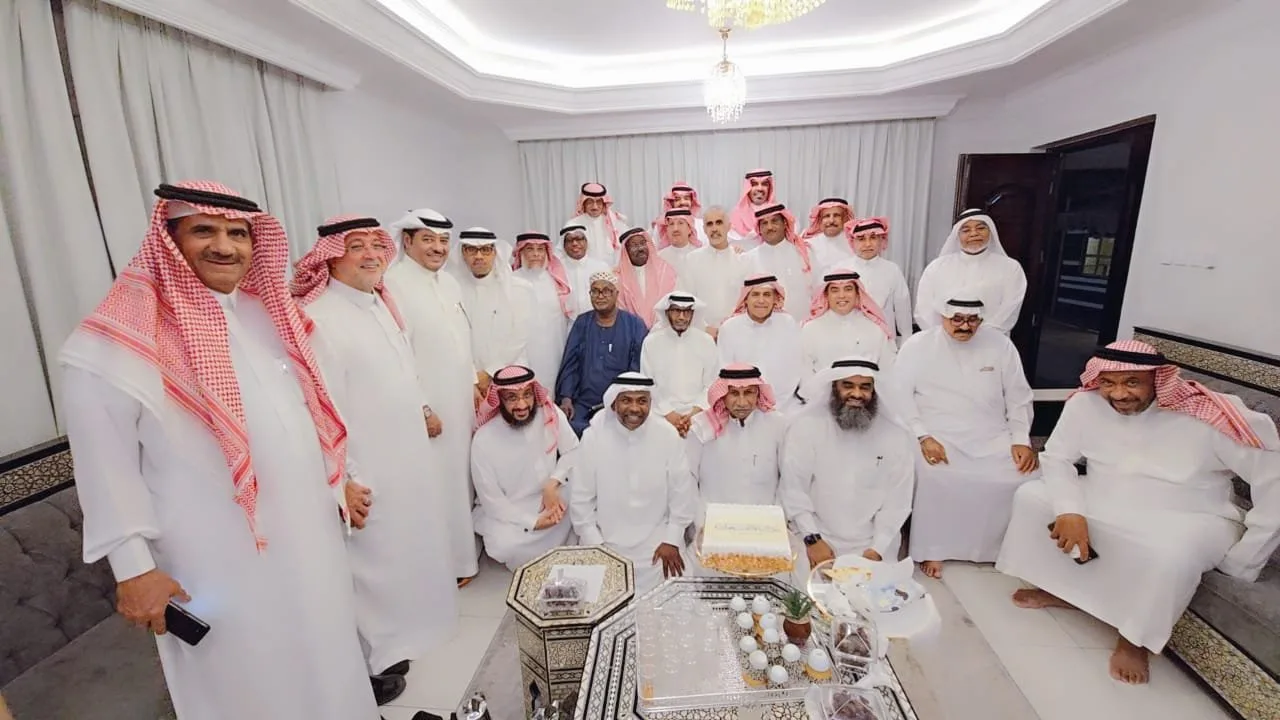ديوانية العامودي: منصة رياضية لبحث قضايا كرة القدم في المنطقة الشرقية