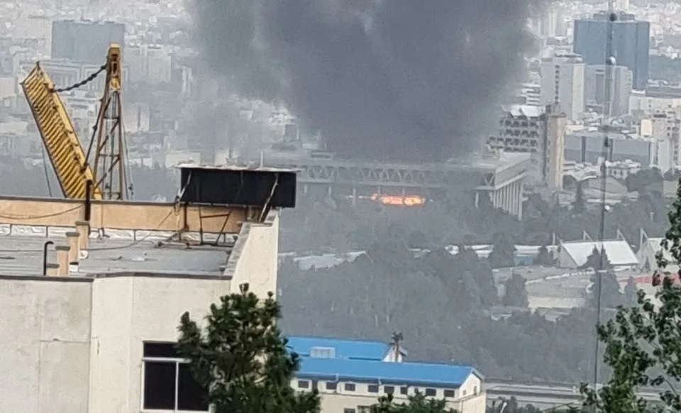 اتحاد إذاعات وتلفزيونات التعاون الإسلامي يندد بقصف مبنى التلفزيون الإيراني: اعتداء واضح على حرية الإعلام اتحاد إذاعات وتلفزيونات التعاون الإسلامي يندد بقصف مبنى التلفزيون الإيراني: اعتداء واضح على حرية الإعلام