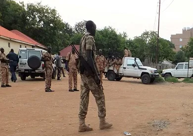 الغارات الجوية تثير مخاوف من اندلاع حرب أهلية في جنوب السودان. الغارات الجوية تثير مخاوف من اندلاع حرب أهلية في جنوب السودان.