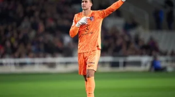 أتلتيكو مدريد يفعّل خيار الشراء لحارس المرمى موسو