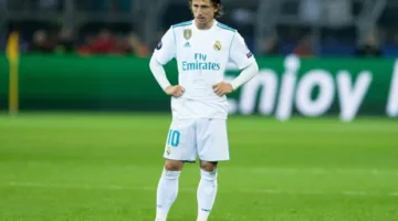 موارد عقد لوكا مودريتش مع ميلان