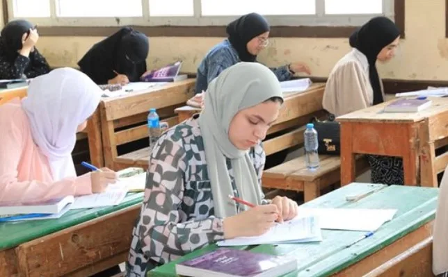 تعليم الوادي الجديد: بدء استقبال اعتذارات المنتدبين للامتحانات الثانوية العامة تعليم الوادي الجديد: بدء استقبال اعتذارات المنتدبين للامتحانات الثانوية العامة
