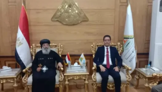 رئيس جامعة بنها يستقبل الأنبا مكسيموس مطران بنها وقويسنا لتقديم التهاني بمناسبة عيد الأضحى المبارك