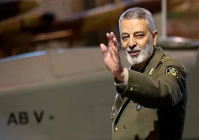رئيس الأركان العسكري في إيران يبعث رسالة إلى المواطنين الإيرانيين رئيس الأركان العسكري في إيران يبعث رسالة إلى المواطنين الإيرانيين