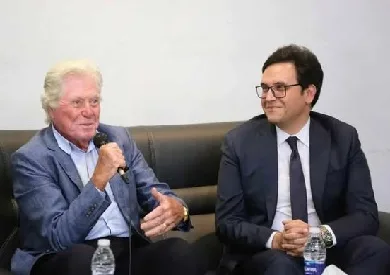 وزير الثقافة يروج لمعرض فني حول “الفن والسينما” بالتزامن مع مهرجان القاهرة السينمائي.