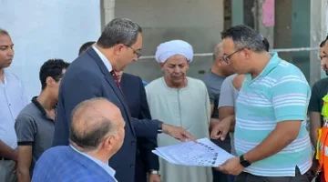 محافظ قنا يراجع أعمال تطوير ساحة المحطة ويشدد على أهمية إنشاء مدينة صديقة للبيئة.