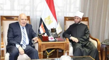 وزير الأوقاف يطلب من أمين اتحاد الجامعات العربية إدراج جامعة نور مبارك في عضوية الاتحاد