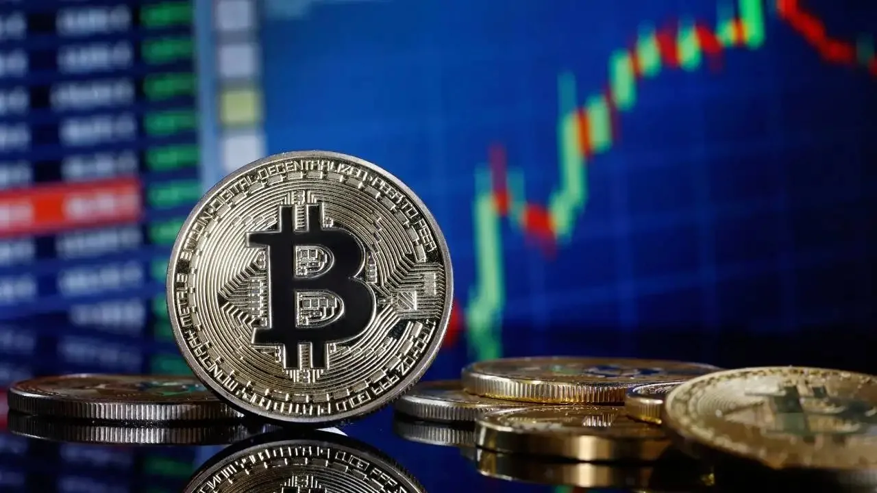 ارتفاع غير متوقع في أسعار العملات الرقمية و«بيتكوين» تتخطى 110 آلاف جنيه ارتفاع غير متوقع في أسعار العملات الرقمية و«بيتكوين» تتخطى 110 آلاف جنيه