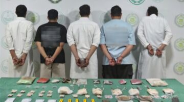 arrests of five individuals for promoting opium and narcotic pills in Tabuk
