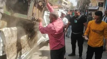 أسيوط: جهود كبيرة لإزالة التعديات والإشغالات في مدينة ديروط لضبط حركة المرور