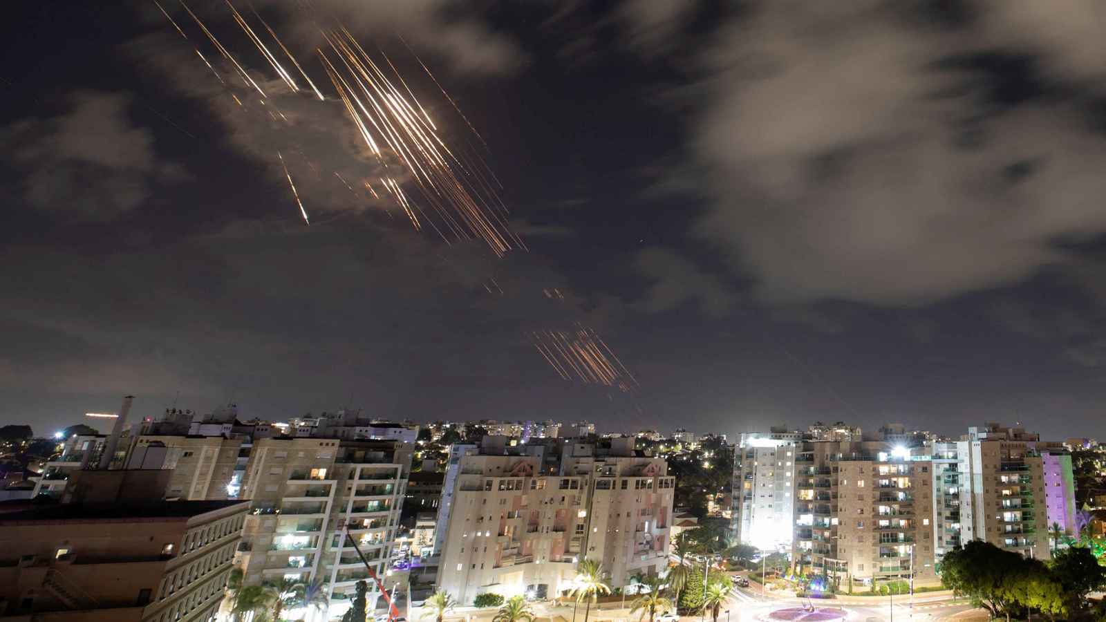 بعد الهجمات، وول ستريت جورنال تضيء على حالة الصواريخ الاعتراضية الإسرائيلية