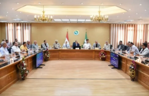 محافظ الشرقية يراجع التحضيرات الأخيرة لانطلاق امتحانات الثانوية العامة محافظ الشرقية يراجع التحضيرات الأخيرة لانطلاق امتحانات الثانوية العامة