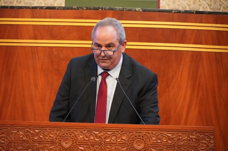 ميداوي: البحث العلمي في المغرب يعاني من الضعف.. ومدن الابتكار تواجه حالة من الجمود ميداوي: البحث العلمي في المغرب يعاني من الضعف.. ومدن الابتكار تواجه حالة من الجمود