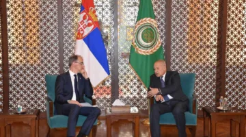 أبو الغيط يناقش مع رئيس وزراء صربيا آخر التطورات في القضايا الإقليمية والدولية