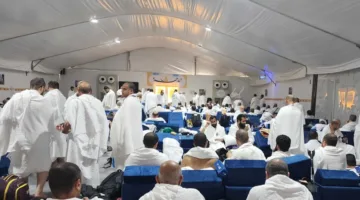 نجاح تدفق حجاج السياحة إلى المزدلفة وبدء رمي جمرة العقبة الكبيرة