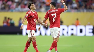إمام عاشور يغادر مباراة إنتر ميامي متأثراً بالبكاء.. وزيزو يحل محلّه.