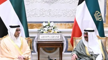 أمير الكويت ونائب رئيس الإمارات يناقشان العلاقات والتطورات الإقليمية