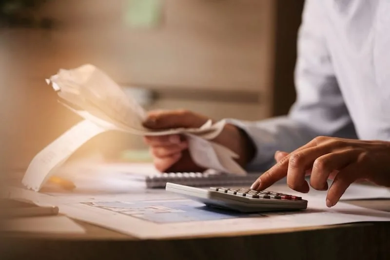 مشاريع متوقفة واستثمارات مهددة .. المفتشون يوجهون أنظارهم نحو المؤسسات العامة مشاريع متوقفة واستثمارات مهددة .. المفتشون يوجهون أنظارهم نحو المؤسسات العامة