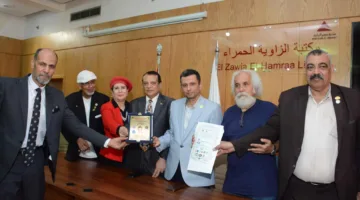 معرض فني يضم مختلف أجيال الفنانين في مكتبة مصر العامة بالزاوية الحمراء