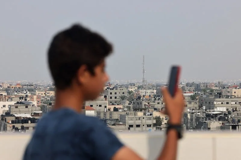 انقطاع خدمات الاتصالات في قطاع غزة انقطاع خدمات الاتصالات في قطاع غزة