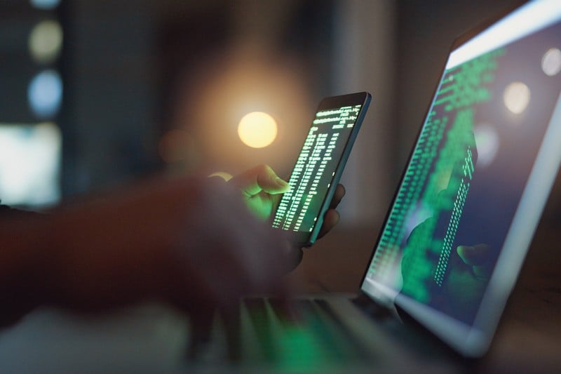 اختراق منصة إيرانية لتداول العملات المشفرة اختراق منصة إيرانية لتداول العملات المشفرة