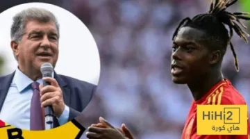 لابورتا يزور معسكر منتخب إسبانيا لدعم نيكو ويليامز.. صور
