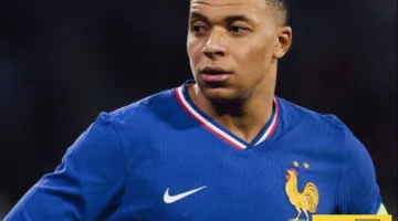 أداء مبابي المتميز في المباريات الثمانية الأخيرة مع النادي والمنتخب