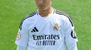 على الرغم من عرض دورتموند.. أغوادو يفضل ريال مدريد أولاً