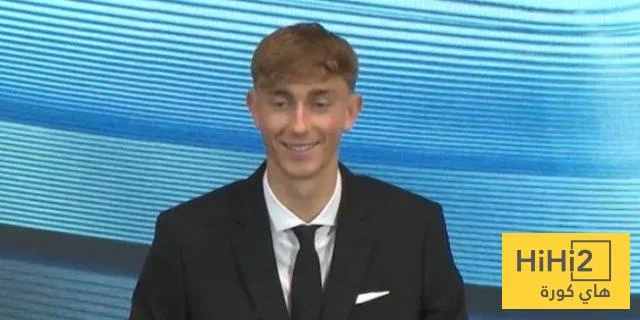 هويسين يثير حماس مشجعي ريال مدريد هويسين يثير حماس مشجعي ريال مدريد