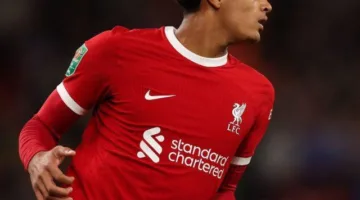 بديل جوناثان تاغ في باير ليفركوزن هو لاعب من ليفربول