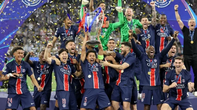 مالديني يكشف عن تشكيلته المثالية للموسم الأوروبي 2024/25 مالديني يكشف عن تشكيلته المثالية للموسم الأوروبي 2024/25