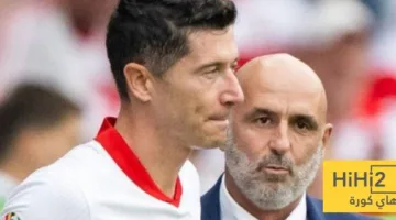 عاجل: ليفاندوفسكي يتفوق في منافسته مع مدرب بولندا!