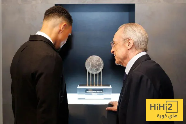 هذه الصورة فريدة ولا توجد في أي مكان آخر سوى في ريال مدريد! هذه الصورة فريدة ولا توجد في أي مكان آخر سوى في ريال مدريد!