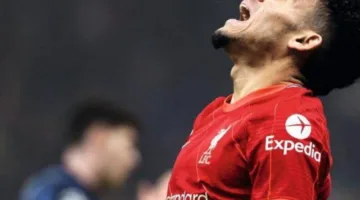 ثقة ديكو تحدد الاتجاه: لماذا ينبغي أن يكون لويس دياز الخيار الرئيسي لبرشلونة؟