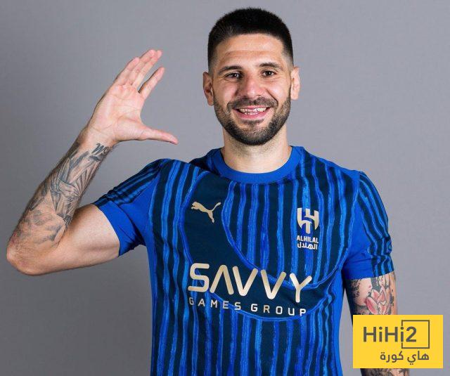 صدمة قوية للهلال قبل مواجهته مع ريال مدريد صدمة قوية للهلال قبل مواجهته مع ريال مدريد