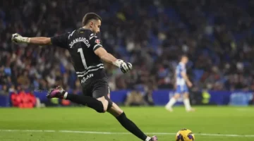متى سيتم تقديم خوان غارسيا كلاعب جديد لنادي برشلونة بشكل رسمي؟