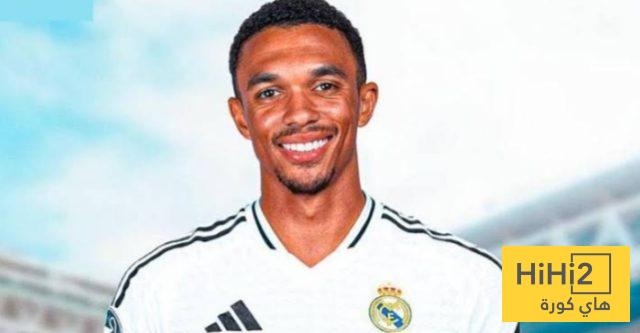 لقطة جديدة لأرنولد قبل مباراة الهلال.. صورة