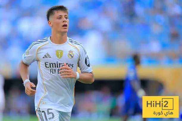ثنائي يحدد ملامح مستقبل ريال مدريد في مركز الوسط الهجومي